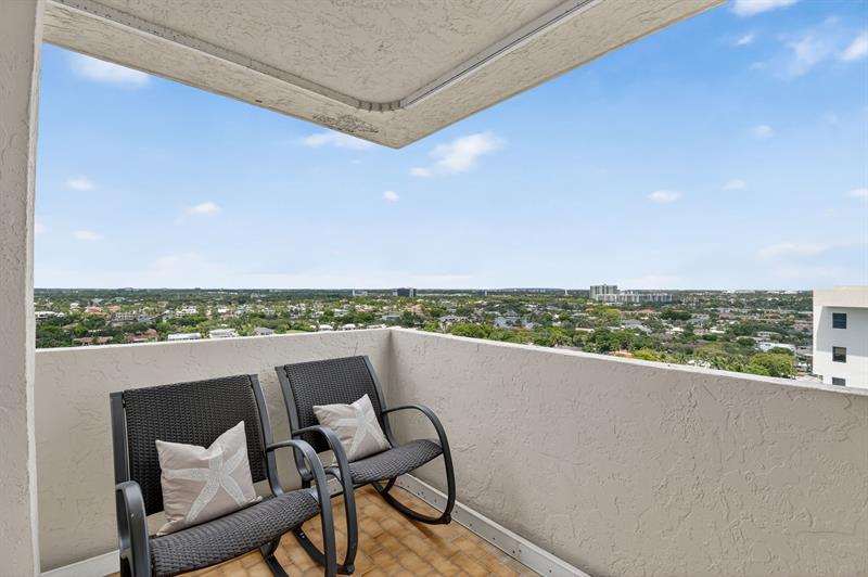 Image 32 of 56 For 5000 Ocean Blvd  1702