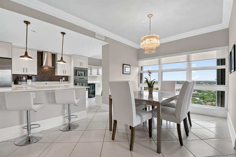 Image 4 of 56 For 5000 Ocean Blvd  1702