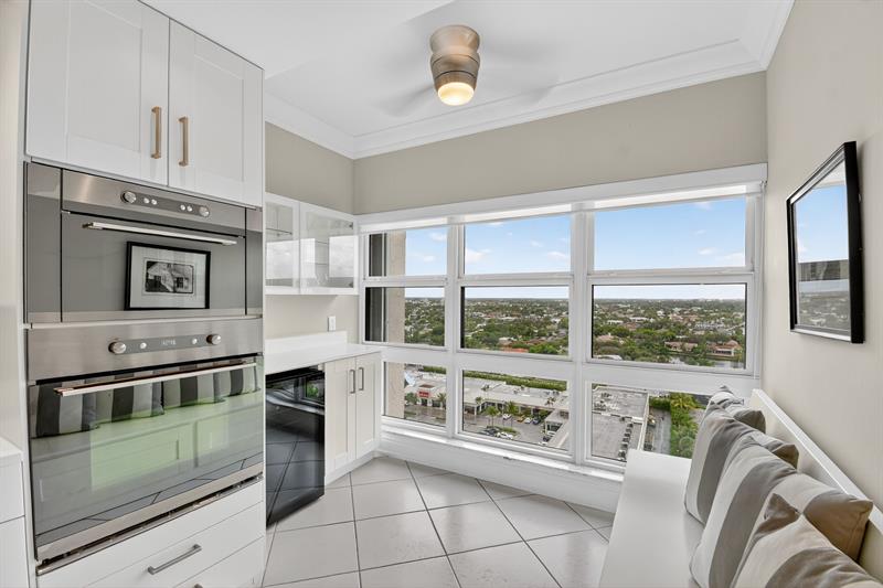 Image 8 of 56 For 5000 Ocean Blvd  1702