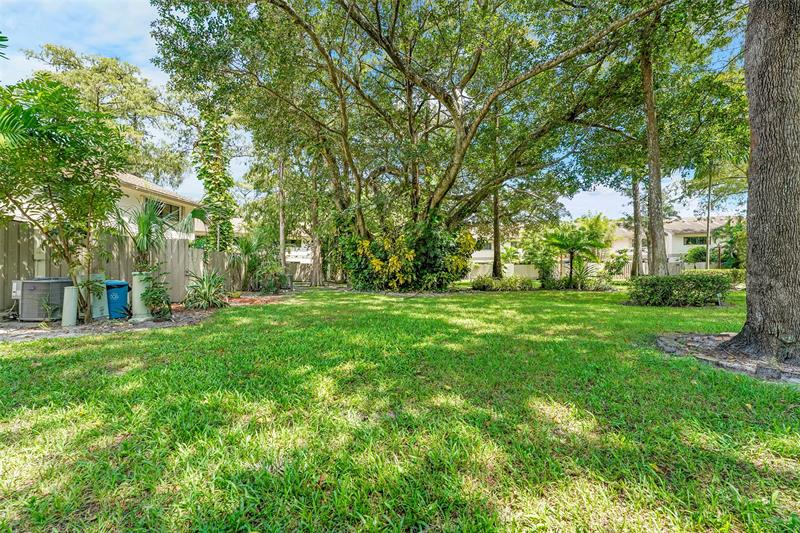 Image 15 of 38 For 3084 Oakland Forest Dr  1403