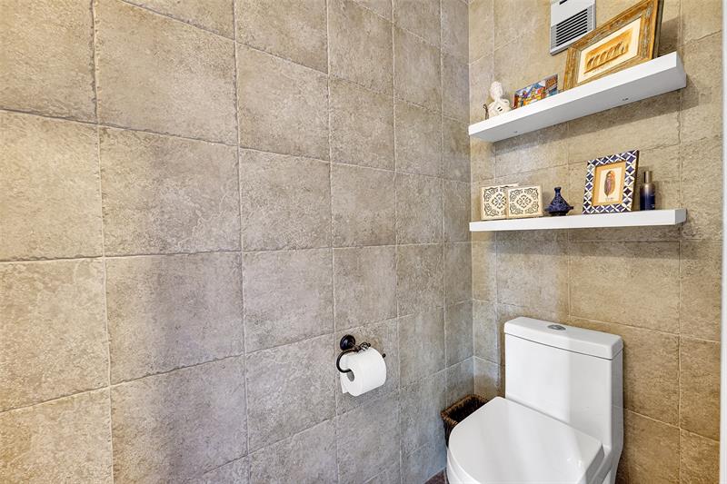 Image 22 of 38 For 3084 Oakland Forest Dr  1403