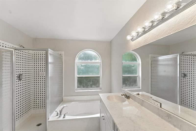 Image 16 of 33 For 159 152nd Ln