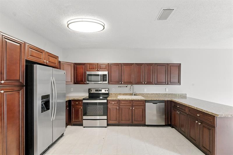 Image 8 of 33 For 159 152nd Ln