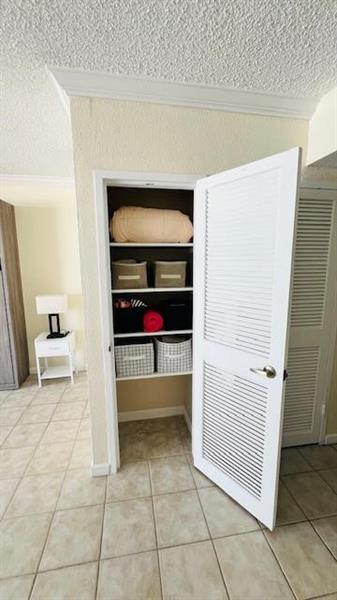 Image 11 of 20 For 2501 Ocean Dr  304