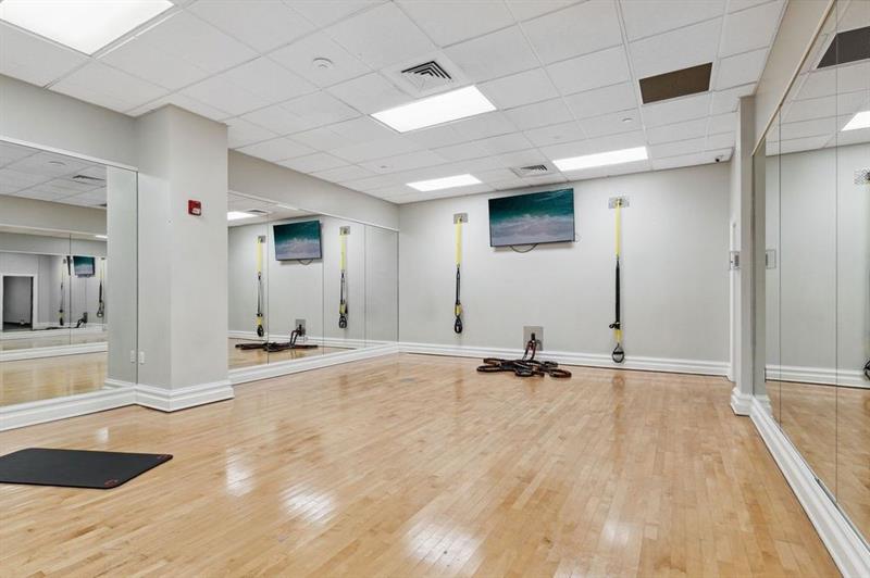 Image 18 of 20 For 2501 Ocean Dr  304