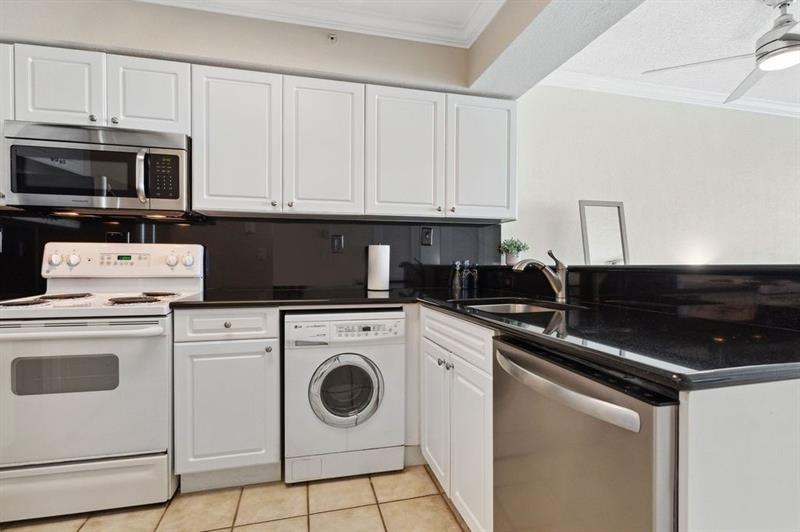 Image 5 of 20 For 2501 Ocean Dr  304