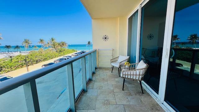 Image 6 of 20 For 2501 Ocean Dr  304