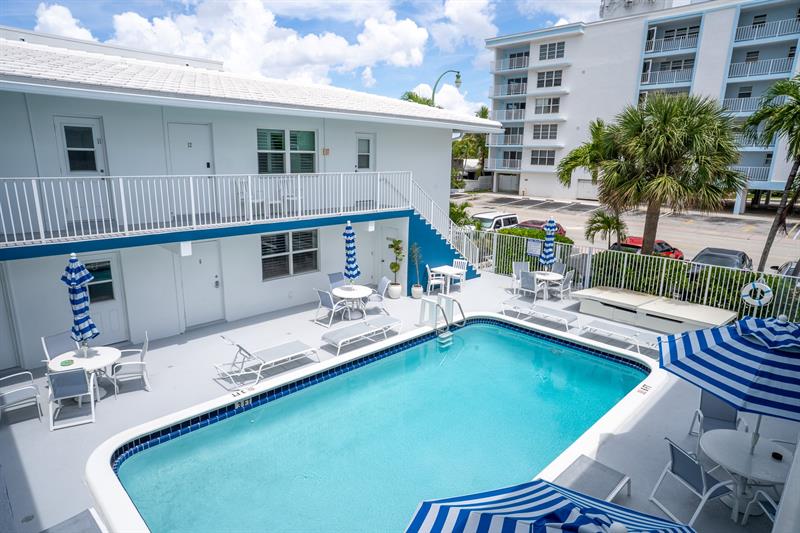 Image 9 of 9 For 4541 Ocean Dr  9