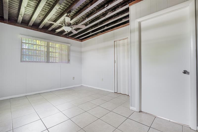 Image 13 of 39 For 430 133rd St