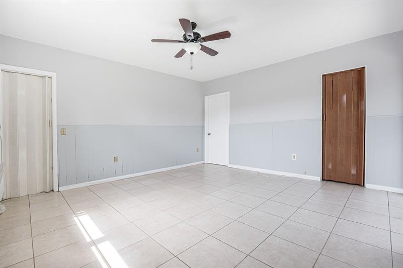 Image 24 of 39 For 430 133rd St