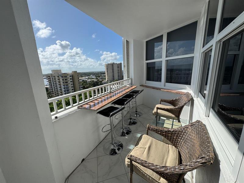 Image 22 of 39 For 1340 Ocean Blvd  1109