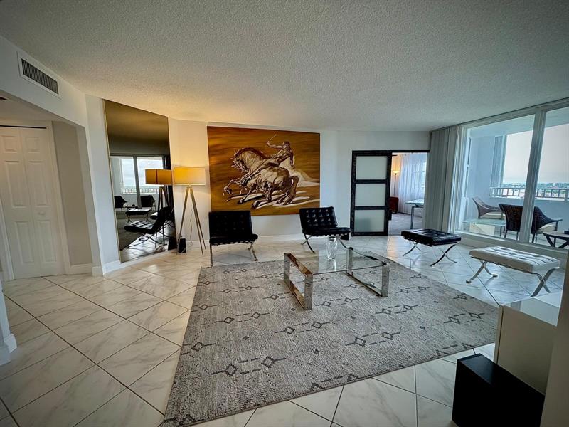 Image 6 of 39 For 1340 Ocean Blvd  1109