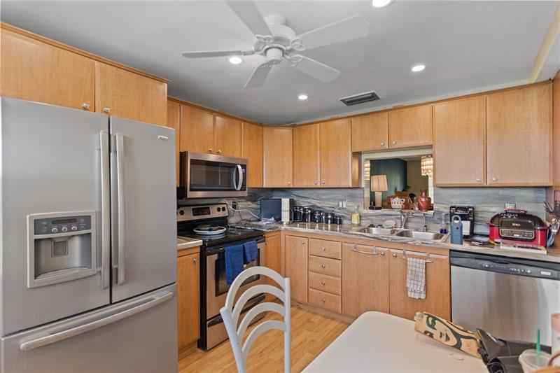 Image 14 of 26 For 2302 Lucaya Ln  L4