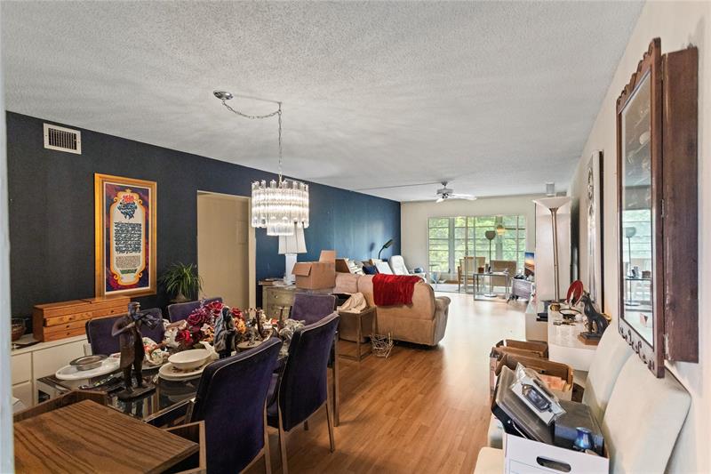 Image 18 of 26 For 2302 Lucaya Ln  L4