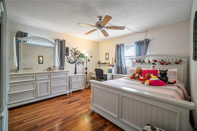 Image 26 of 39 For 7940 8th St  