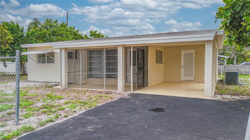 Image 30 of 31 For 242 26th Ct  
