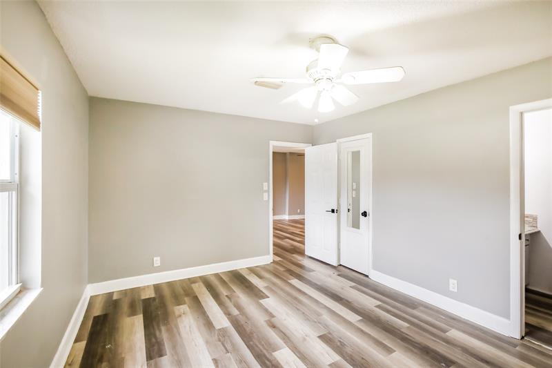 Image 15 of 15 For 527 13th Ct  