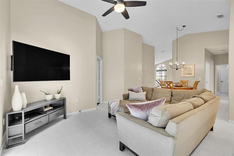 Image 19 of 49 For 5355 126th Dr