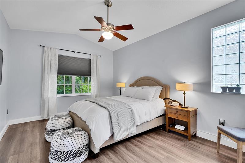 Image 6 of 49 For 5355 126th Dr
