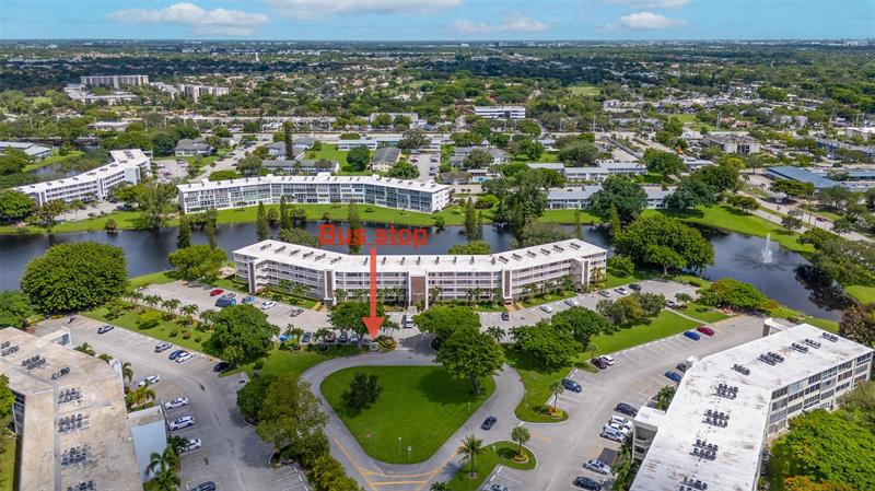 Image 34 of 50 For 3028 Cambridge B  3028