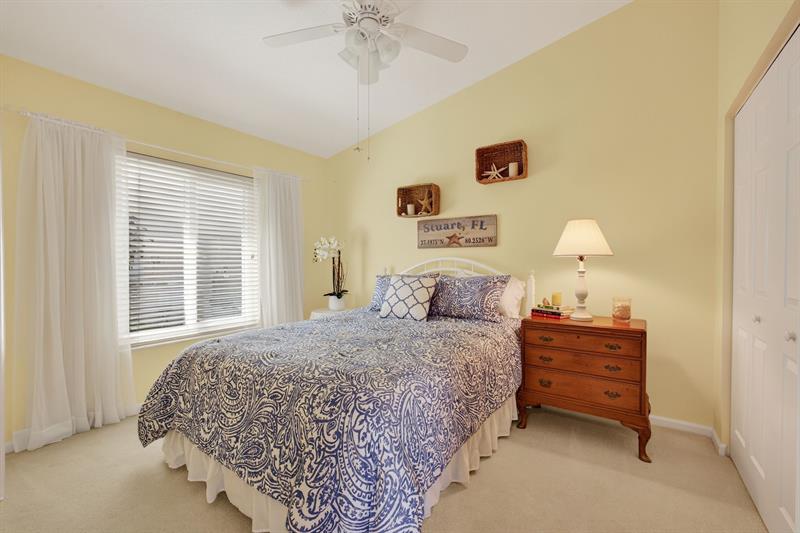 Image 22 of 32 For 2474 Springtree Place