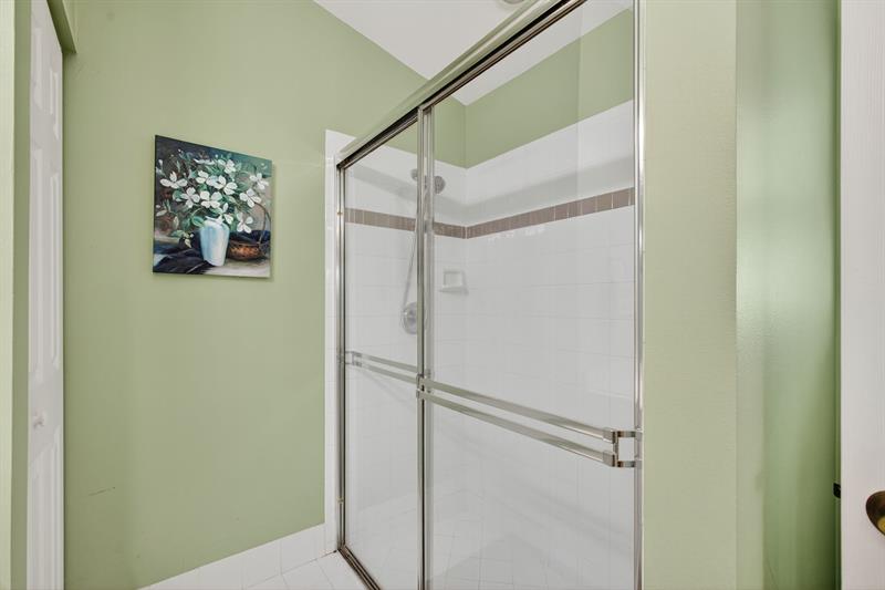 Image 27 of 32 For 2474 Springtree Place