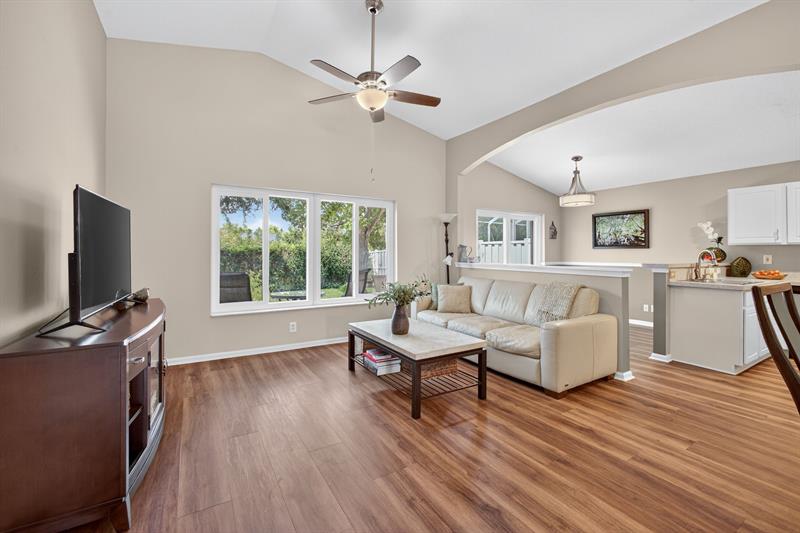 Image 9 of 32 For 2474 Springtree Place