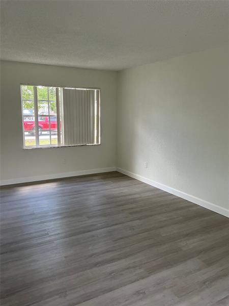 Image 4 of 9 For 2791 Buccaneer Cir