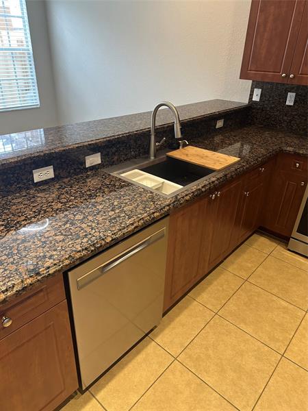 Image 18 of 54 For 14631 11th Ct