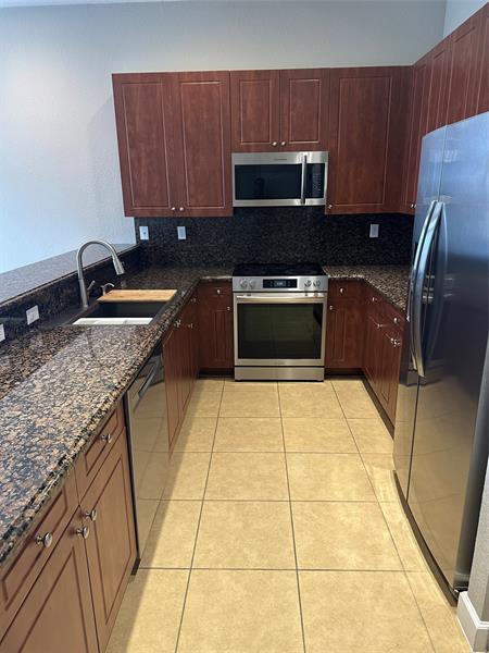 Image 7 of 54 For 14631 11th Ct