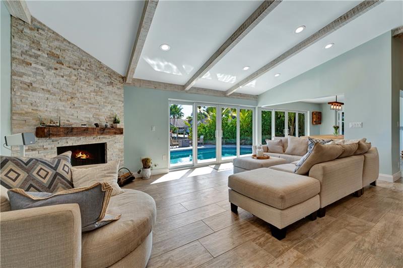 Image 12 of 35 For 2711 Boone Dr