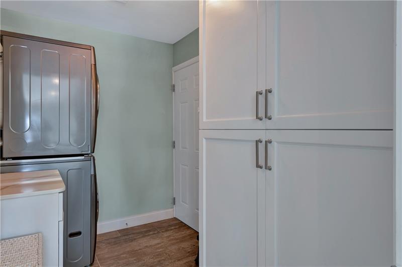 Image 16 of 35 For 2711 Boone Dr