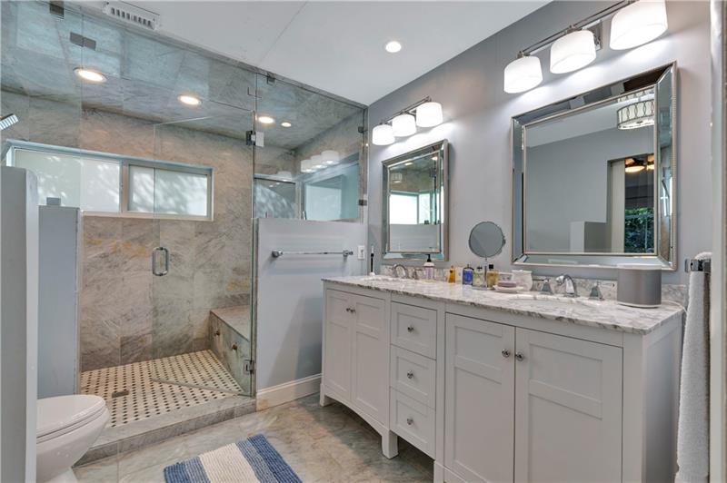 Image 27 of 35 For 2711 Boone Dr