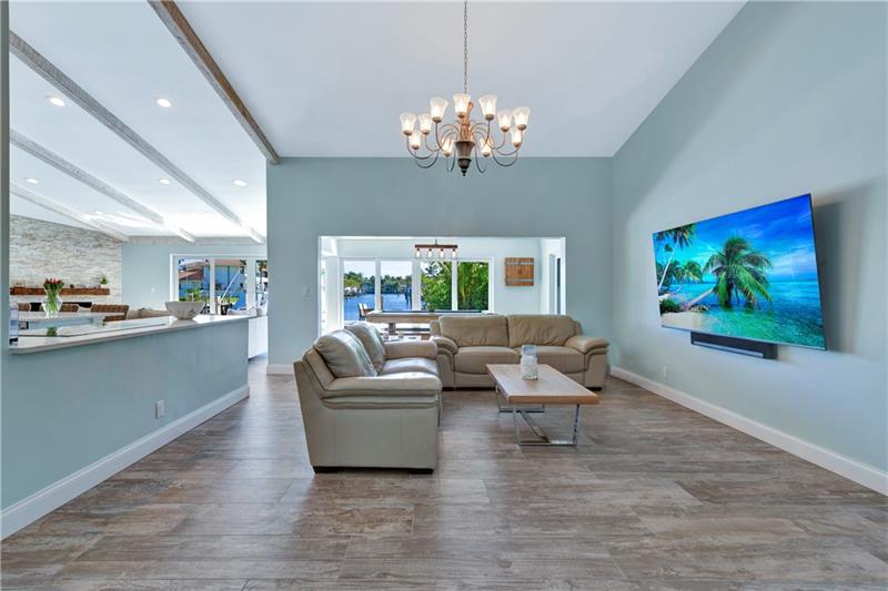 Image 6 of 35 For 2711 Boone Dr