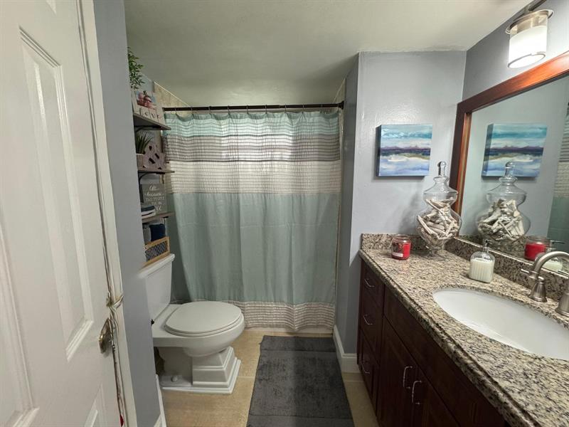 Image 22 of 33 For 1770 191st St  112-1
