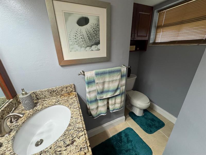 Image 25 of 33 For 1770 191st St  112-1