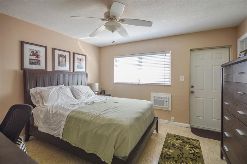Image 10 of 18 For 1635 5th Ct  B