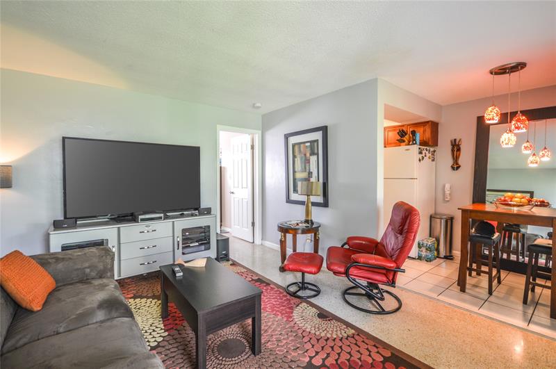 Image 3 of 18 For 1635 5th Ct  B