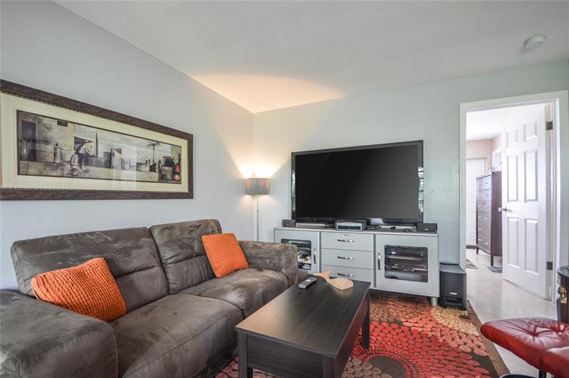 Image 6 of 18 For 1635 5th Ct  B