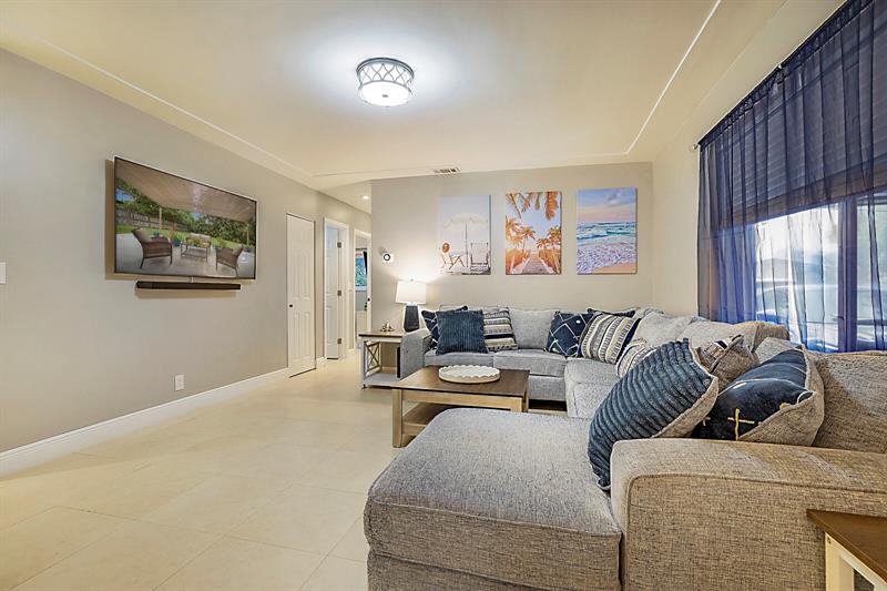 Image 5 of 29 For 1701 32nd Ct