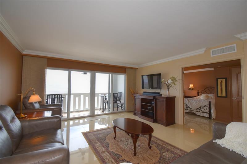 Image 23 of 48 For 1012 Ocean Blvd  903
