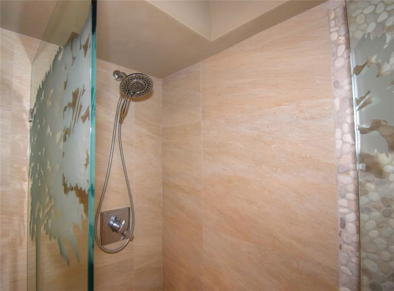 Image 42 of 48 For 1012 Ocean Blvd  903