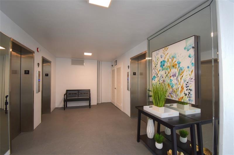 Image 5 of 48 For 1012 Ocean Blvd  903