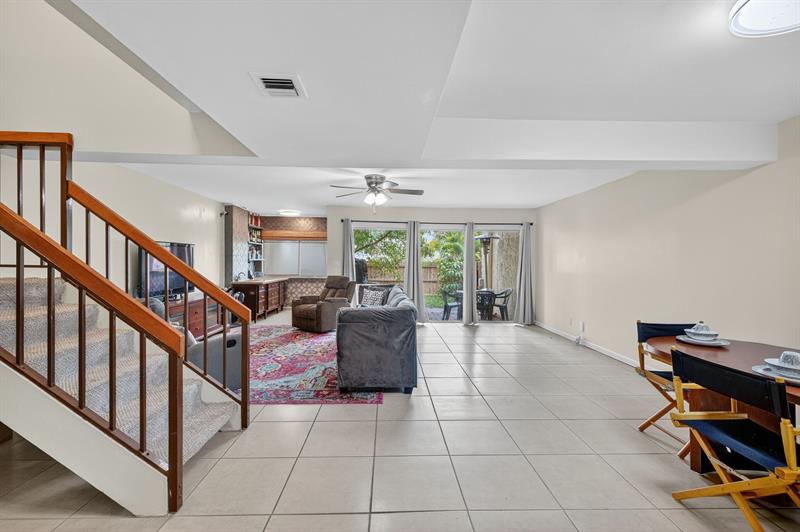 Image 11 of 64 For 5717 17th Ct  2