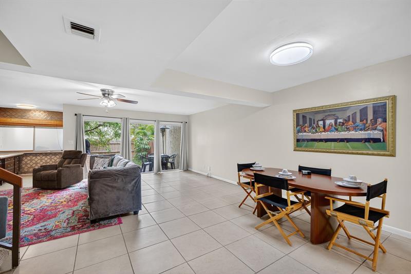 Image 12 of 64 For 5717 17th Ct  2