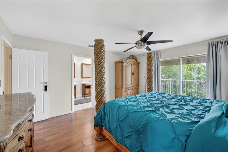 Image 36 of 64 For 5717 17th Ct  2