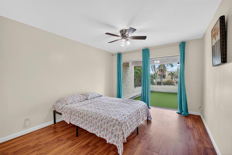 Image 49 of 64 For 5717 17th Ct  2