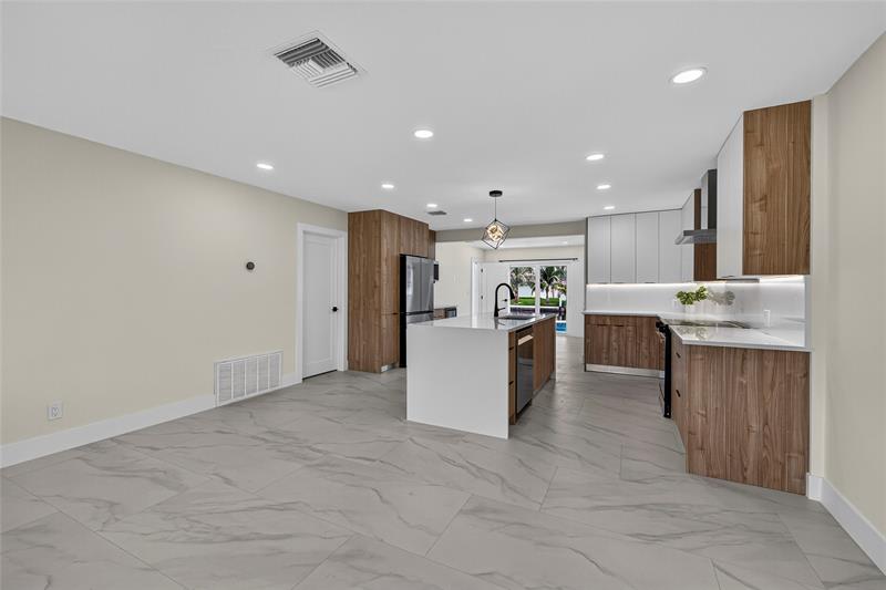 Image 27 of 64 For 230 3rd Ave  