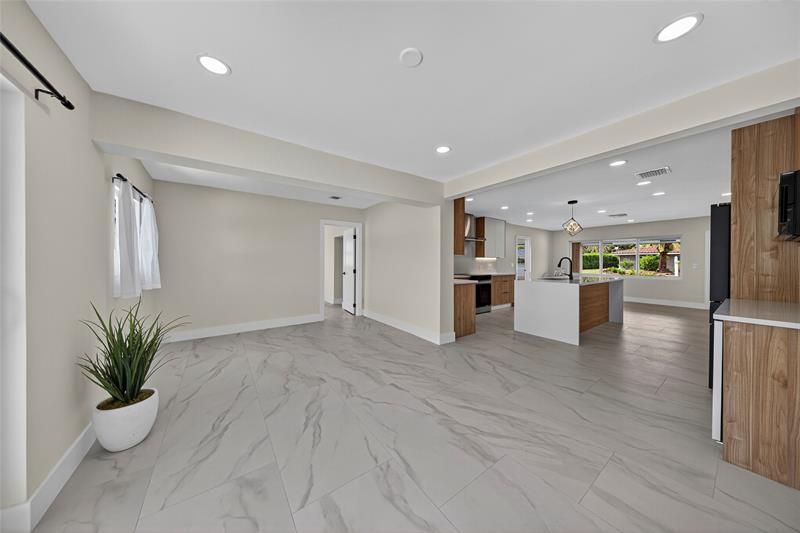 Image 36 of 64 For 230 3rd Ave  