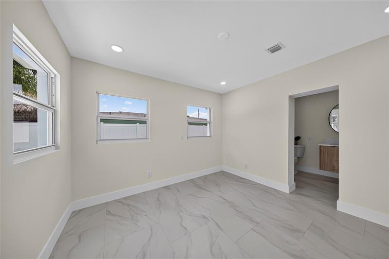 Image 38 of 64 For 230 3rd Ave  